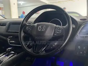 Honda Vezel 2018 White