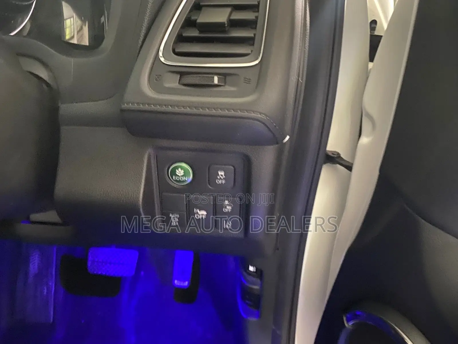 Honda Vezel 2018 White