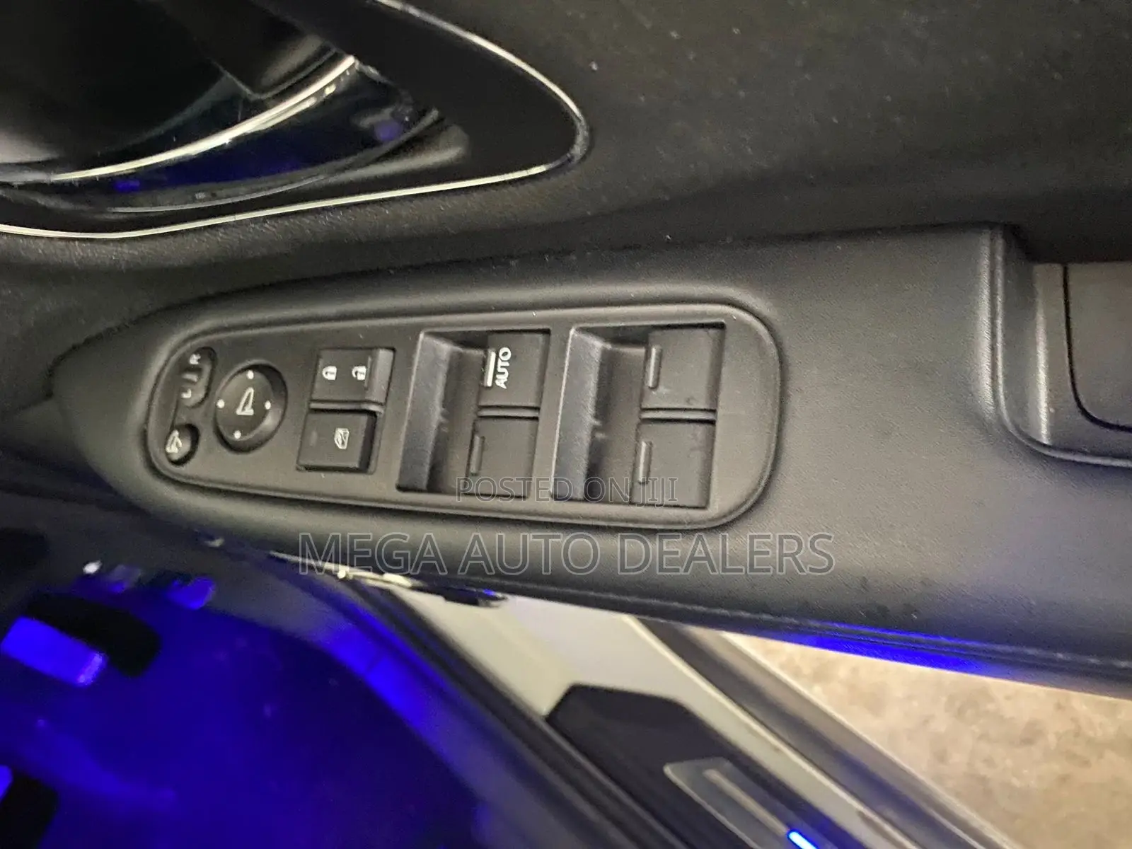 Honda Vezel 2018 White