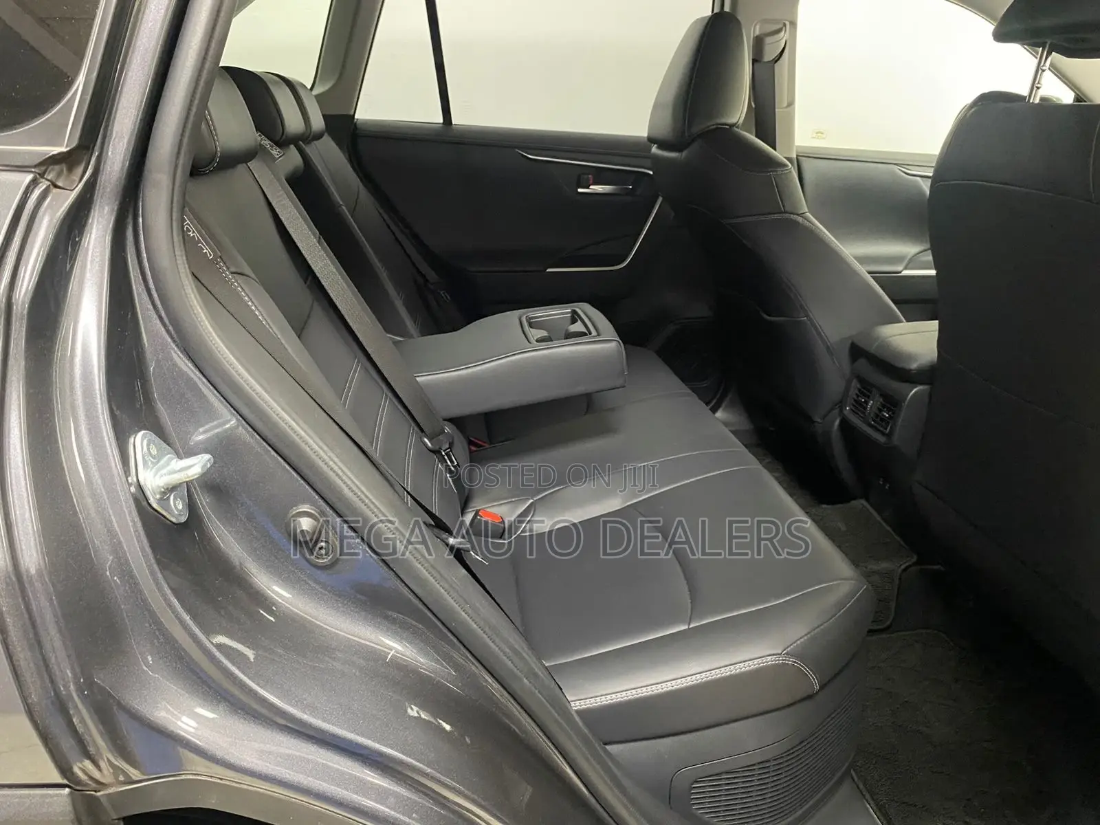Toyota RAV4 2019 Gray