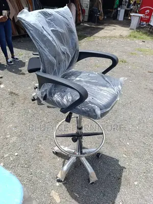 Imported Counter Mesh Chair