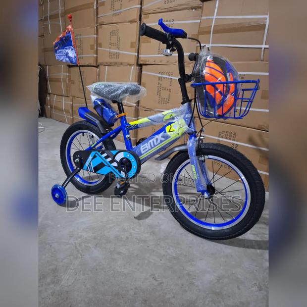 BMX Size 16 Bikes Comes With a Free Helmet - main view