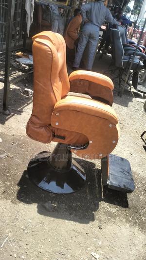 Executive Barber Chairs - main view