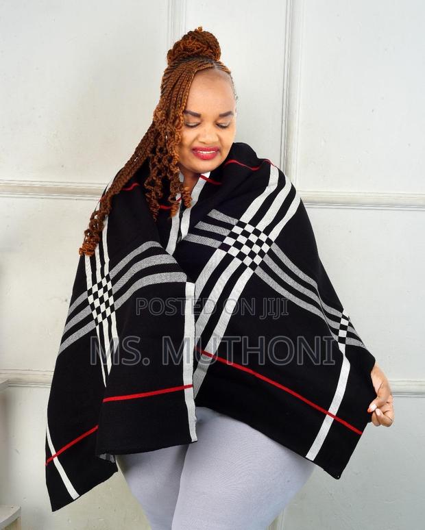 Quality Warm Designer Turkey Ladies Shawls / Wrap - thumbnail 3