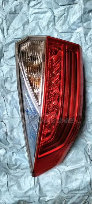 Honda Grace 2015 Taillight