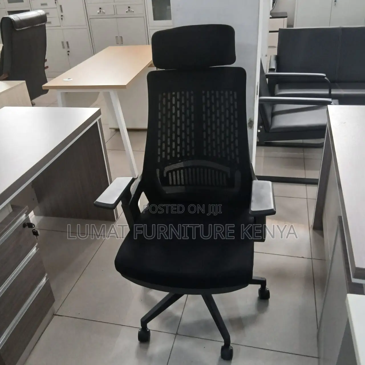 Ergonomic Mesh Office Seat