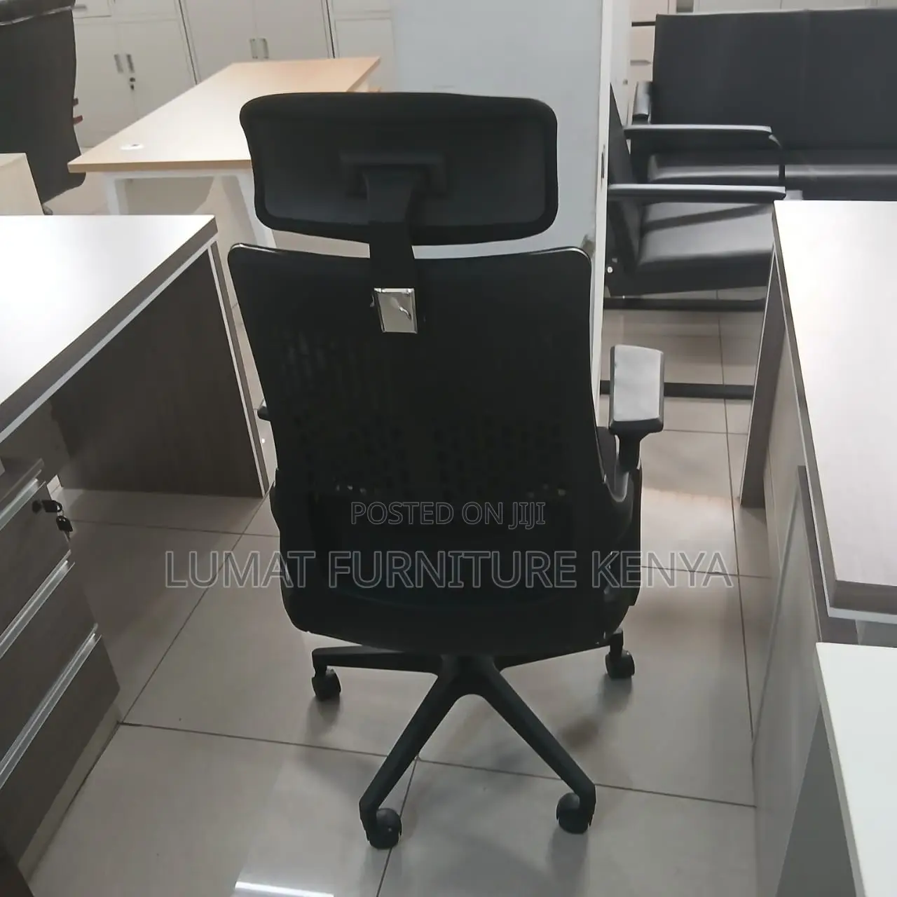 Ergonomic Mesh Office Seat