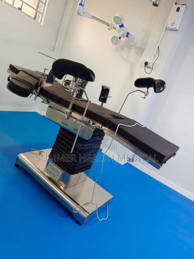 Surgical Operating Table