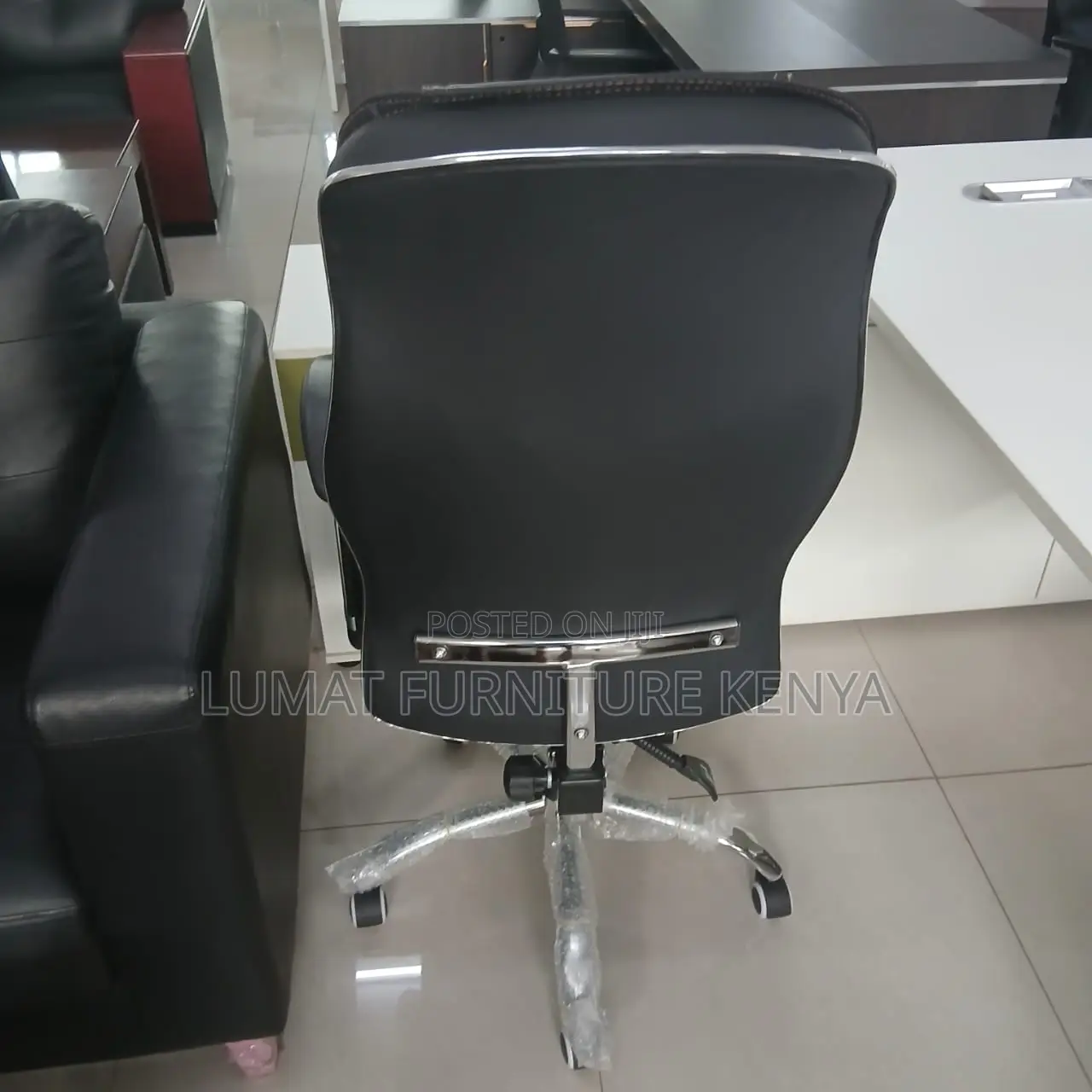 Leather High Back Staff Seat