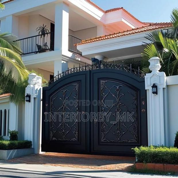 Heavy Frame Swing Gate | Secure Long Lifespan
‎ - main view
