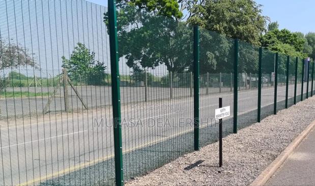 Anticlimb Fence/Secure Mesh - thumbnail 3