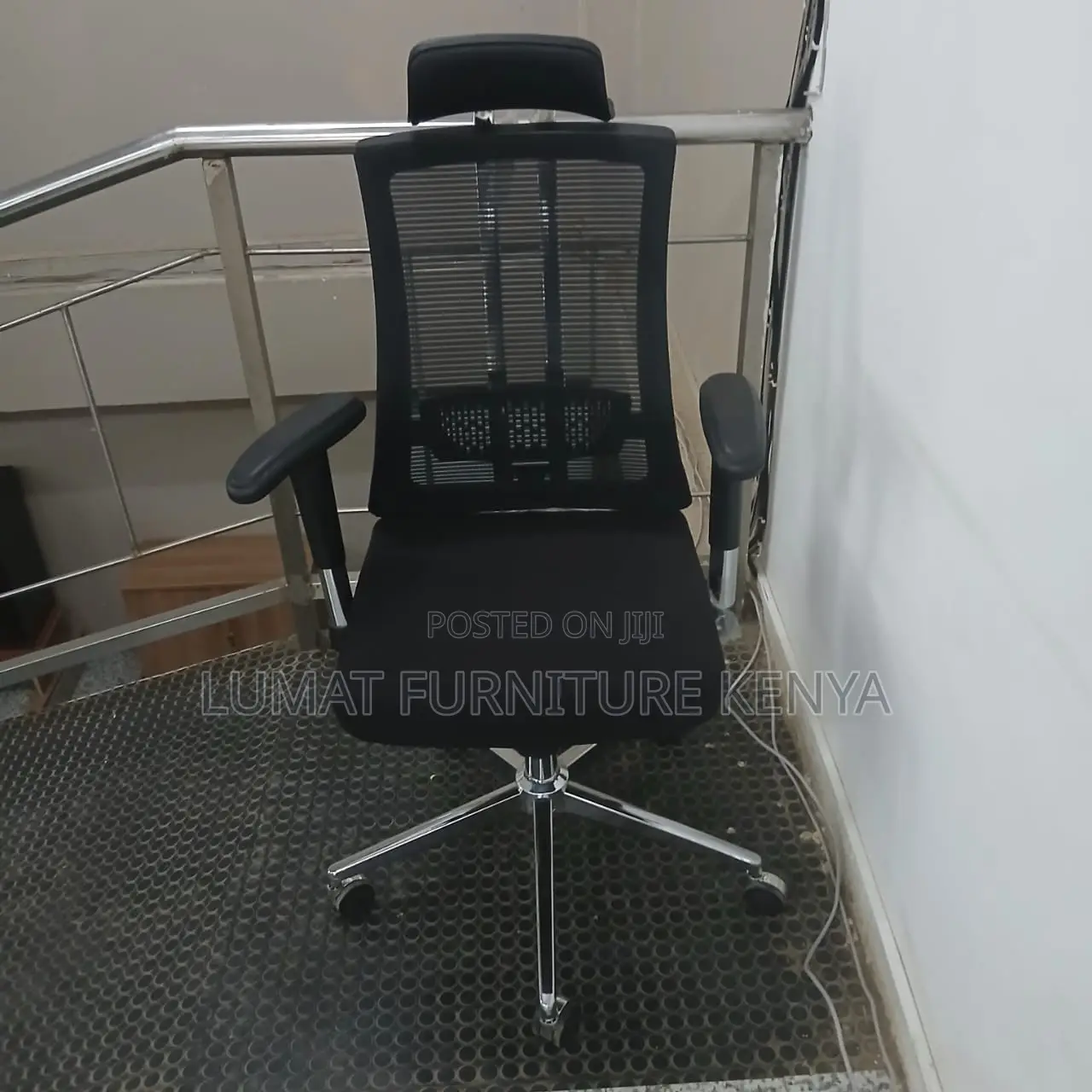 Recliner Mesh Staff Seat