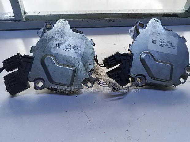 Mazda 3 2.5 Timing Adjuster Motor - main view