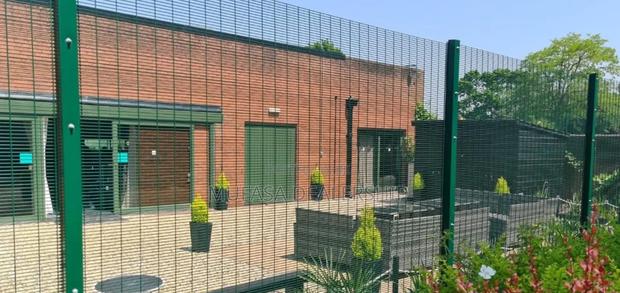 Anticlimb Boundary Fencing Mesh - thumbnail 2