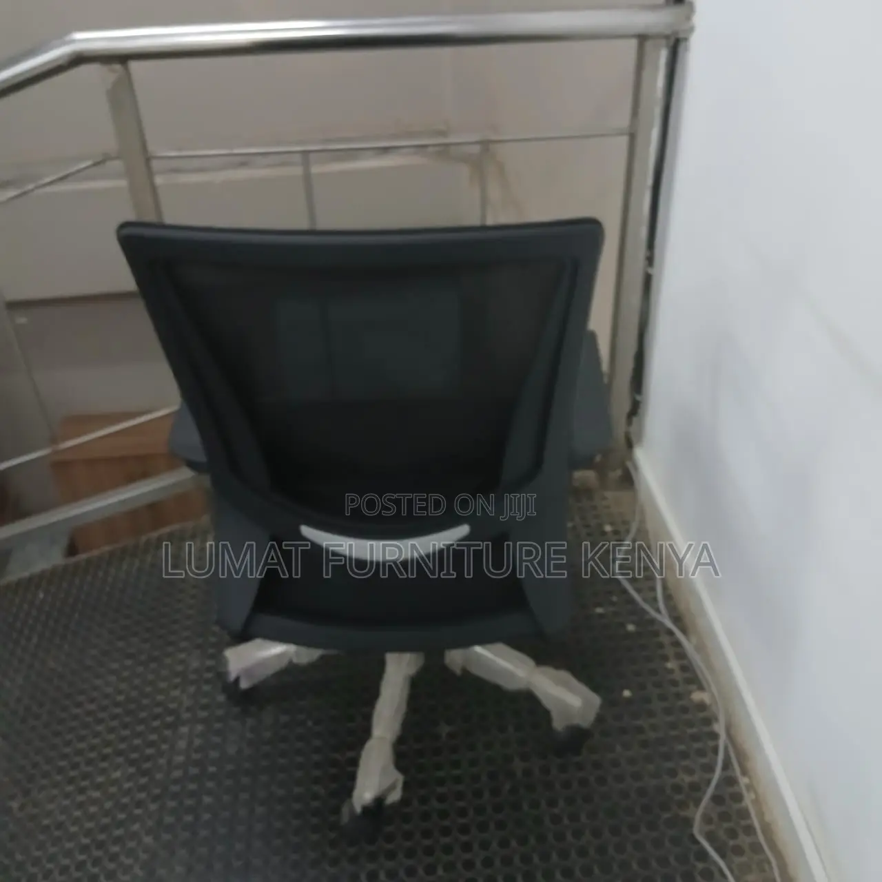 Mesh Medium Back Swivel Office Chair
