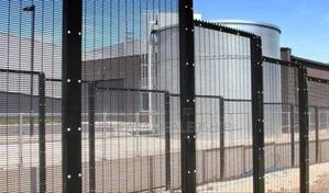 Modern Fence/Steel Anticlimb Fence - thumbnail 2