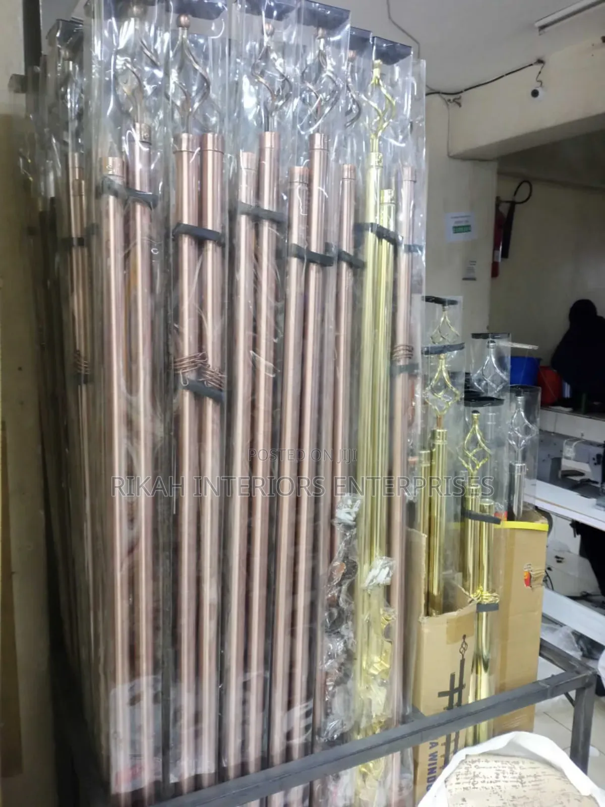 4 M Double Rod