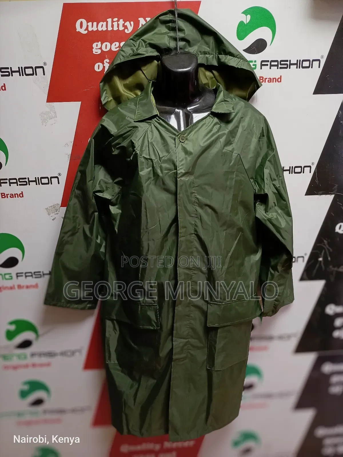 Plain Raincoat With Inner Lining – Waterproof & Comfortable