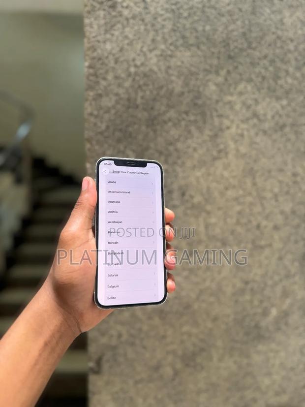 Apple iPhone 12 Pro 256 GB White - thumbnail 2