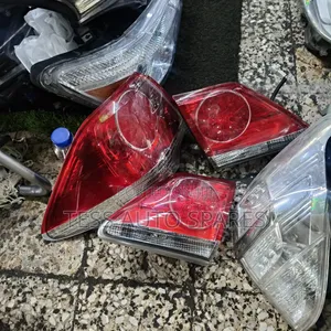 Toyota Crown 2013 Backlights Available