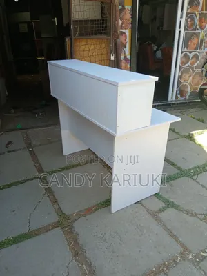 Space Saving 1m Reception Desk