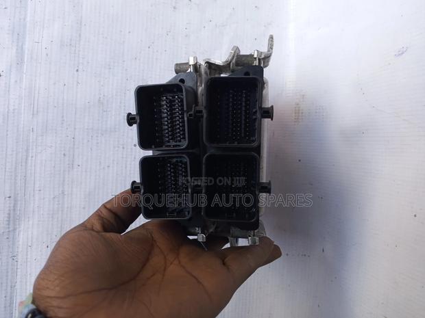 Suzuki Swift 2012 Engine Computer - thumbnail 2