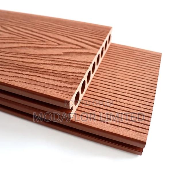 WPC Decking Boards Termite Proof, Anti-Slip Maintenance-Free