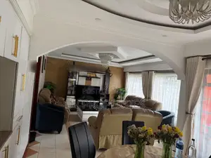4bdrm Maisonette in Phenom Estate for sale