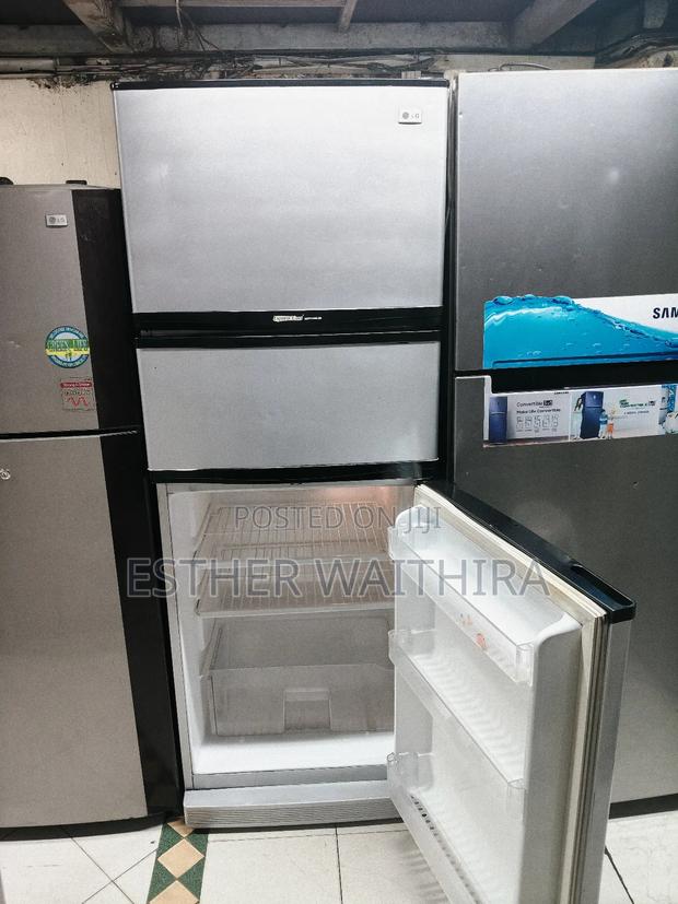 Lg Three Doors Fridge - thumbnail 2
