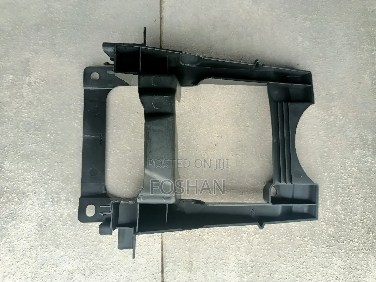 Vezel 2018 Grille Support