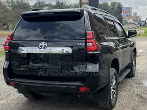 Toyota Land Cruiser Prado 2.8 2019 Black