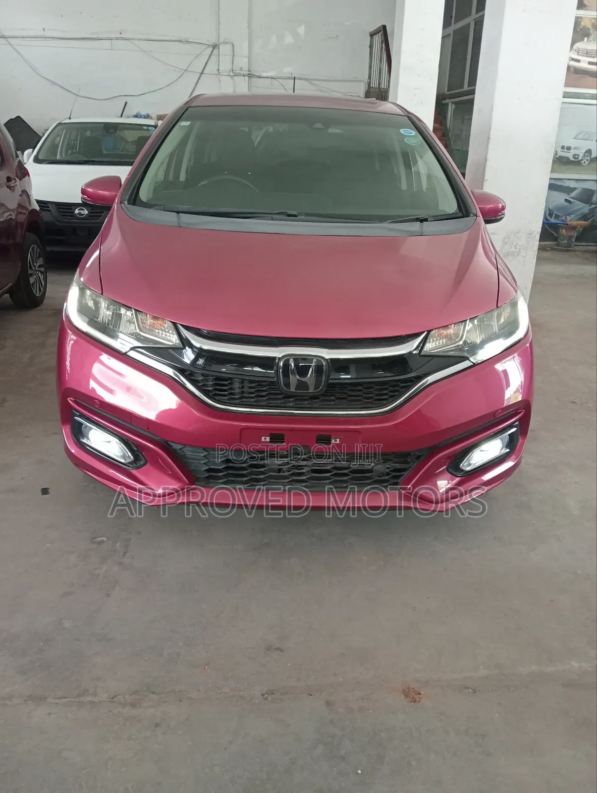 Honda Fit 2018 Maroon