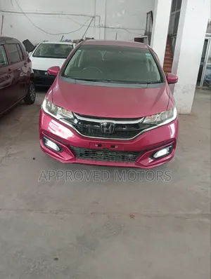Honda Fit 2018 Maroon