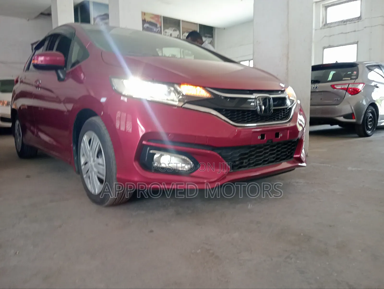 Honda Fit 2018 Maroon