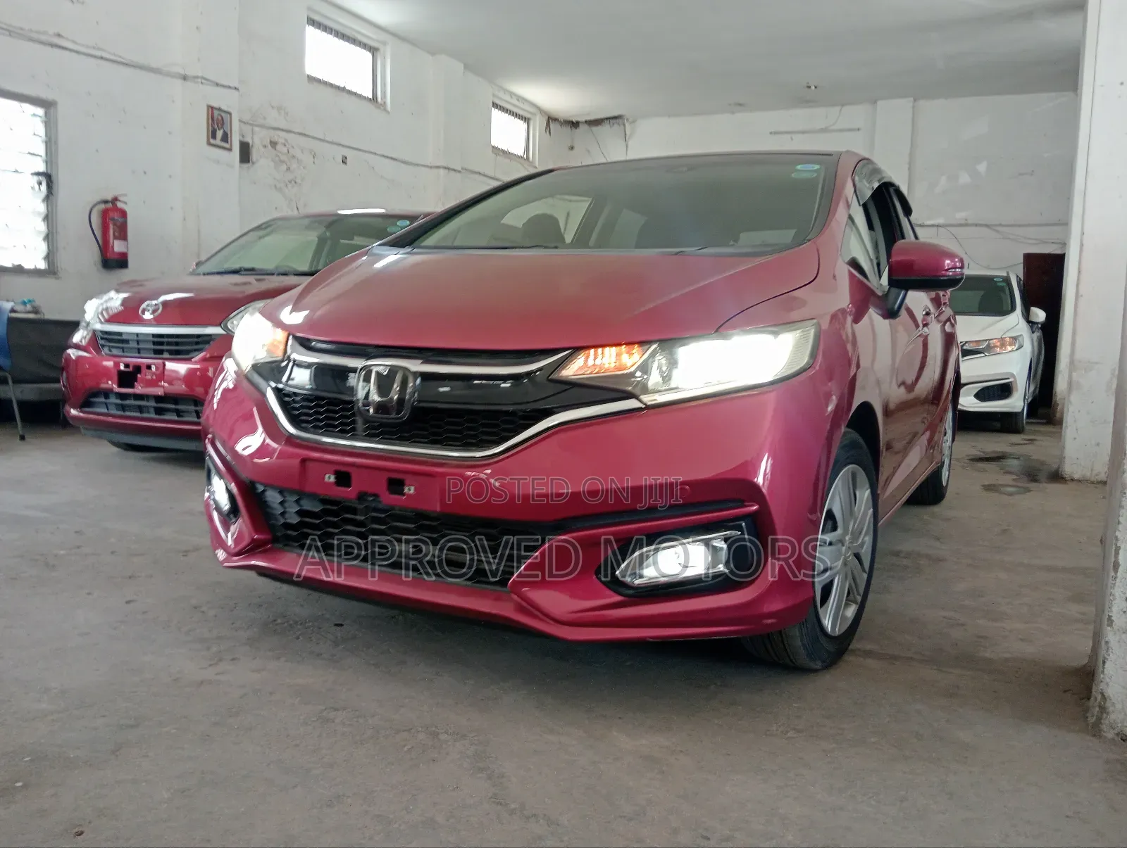 Honda Fit 2018 Maroon