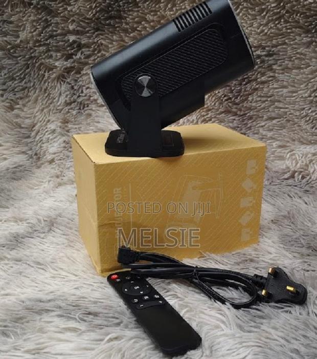 Hy 320 Mini Portable Projector Android 11.0 1080p 720p 200ansi - thumbnail 2