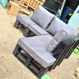 L Seat Pallet Sofa