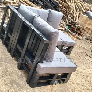 L Seat Pallet Sofa
