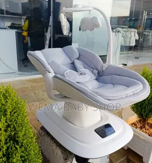 3 in 1 Deluxe Multi-Motion Baby Cradle/Swing/Bouncer/Bassinet.