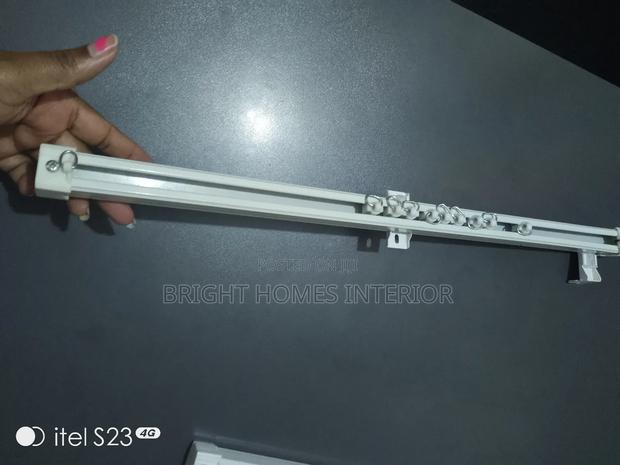Single Track Rail With Accessories