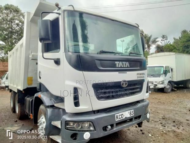 Tata Prima 2523 Tipper ,2015 Model