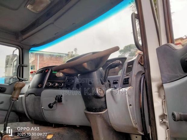 Tata Prima 2523 Tipper ,2015 Model - thumbnail 4