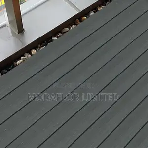 Strong Stylish WPC Decking Termite Proof, Anti-Slip Easy to Install
