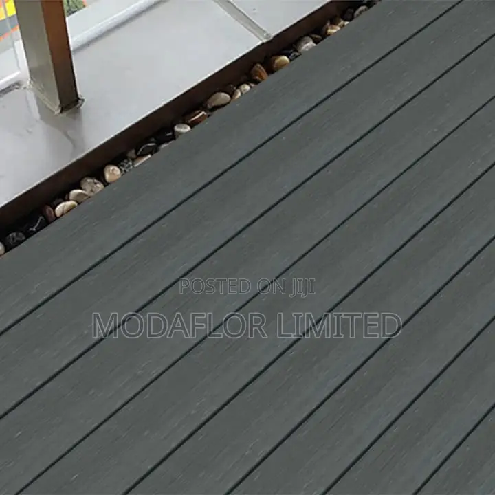 Strong Stylish WPC Decking Termite Proof, Anti-Slip Easy to Install