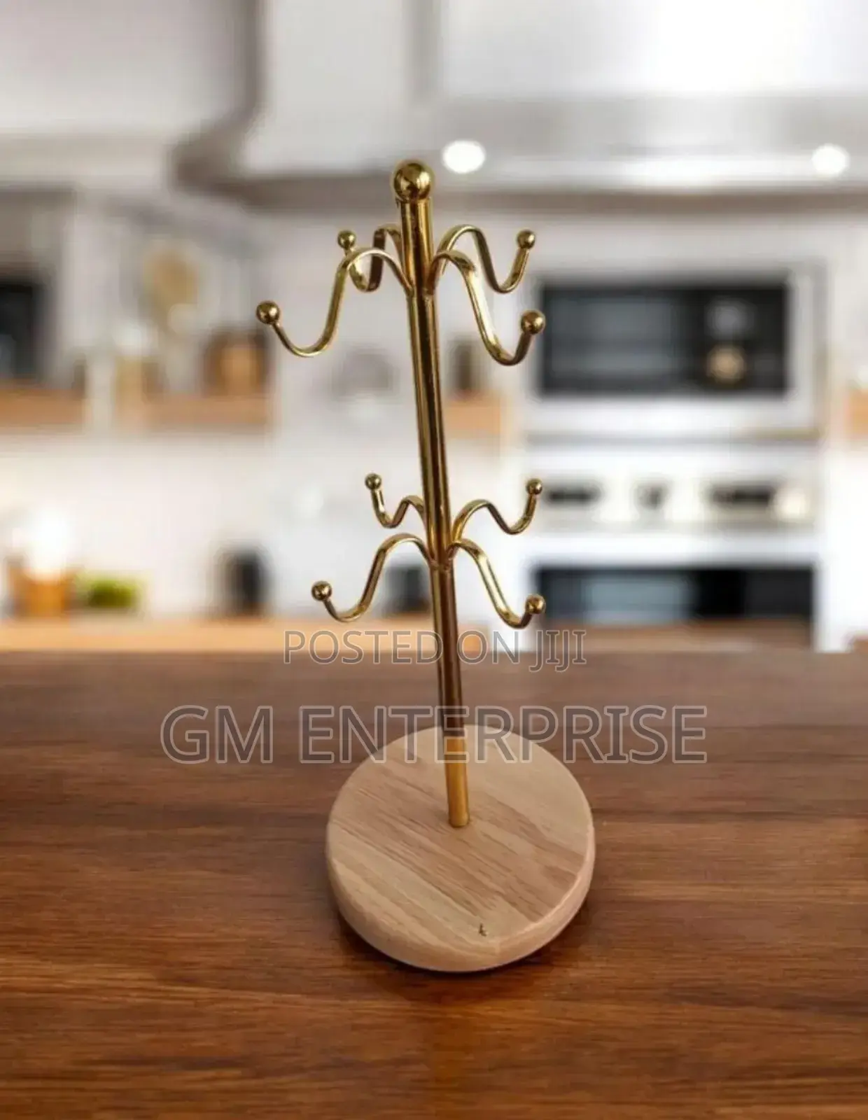 8 Slot Golden Cup Stand on a Bamboo Base