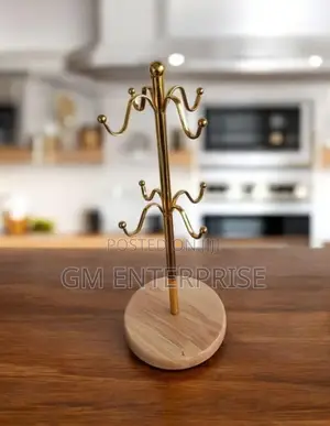 8 Slot Golden Cup Stand on a Bamboo Base