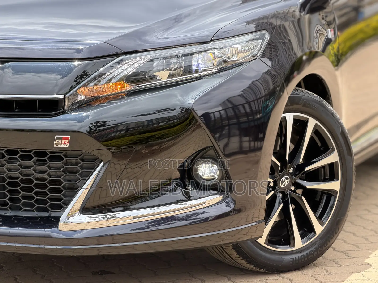 Toyota Harrier 2.0 2019 Black