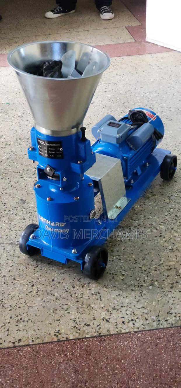 Pellet Making Machine - main view