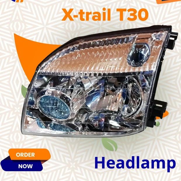 Headlamp/Headlight Nissan Extrail X-trail  Nt30 Head/Front Light - main view