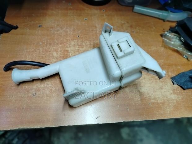 Mazda Demio Coolant Ex Japan - thumbnail 2